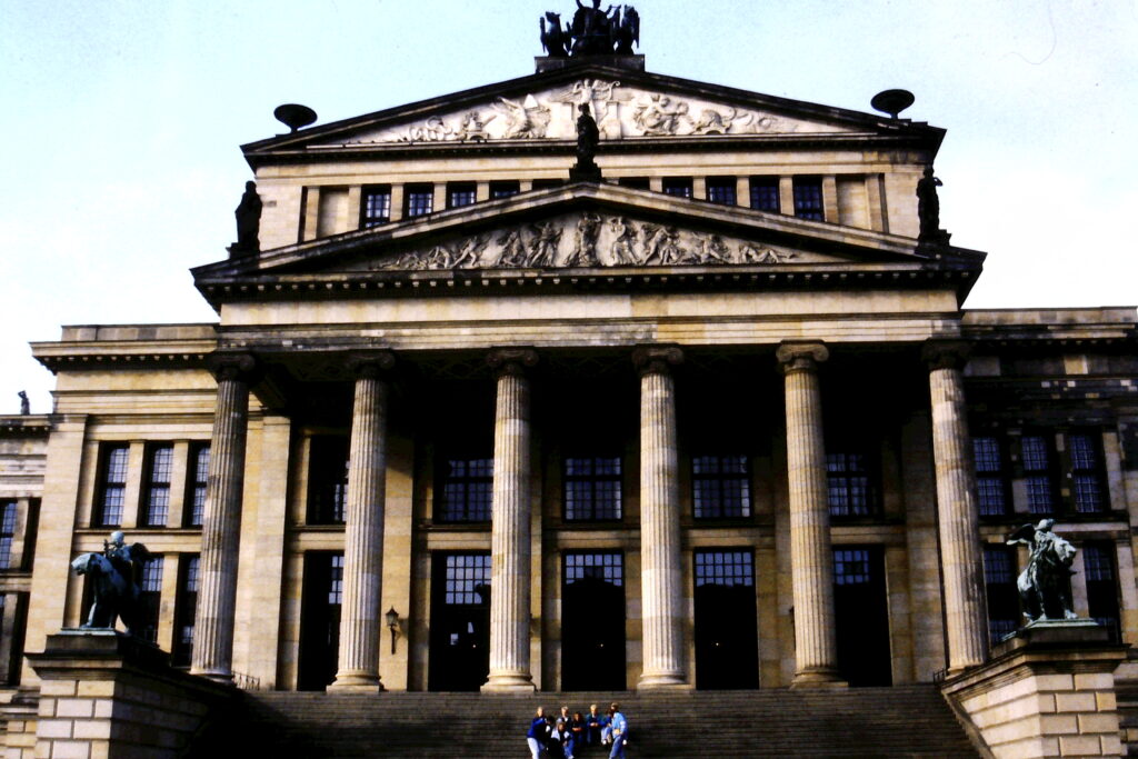Ostberlin, Akademie