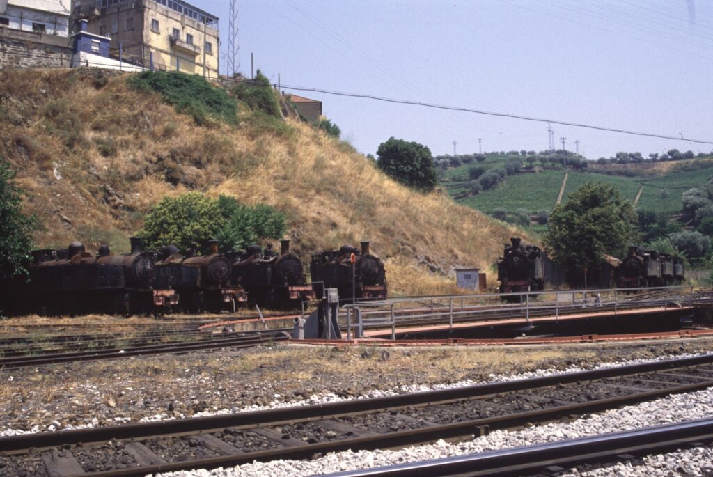 Regua, alte Dampflokomotiven
